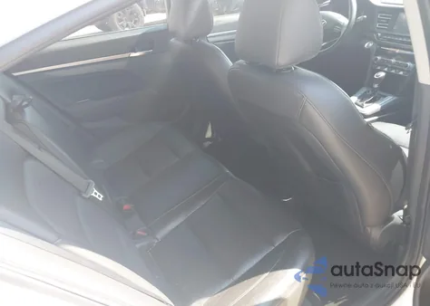 2020 Hyundai Elantra Limited from USA, damaged, VIN 5NPD84LF6LH609523